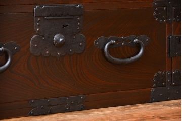 アンティーク家具　古民具・骨董　総欅材!観音開き重ね時代箪笥