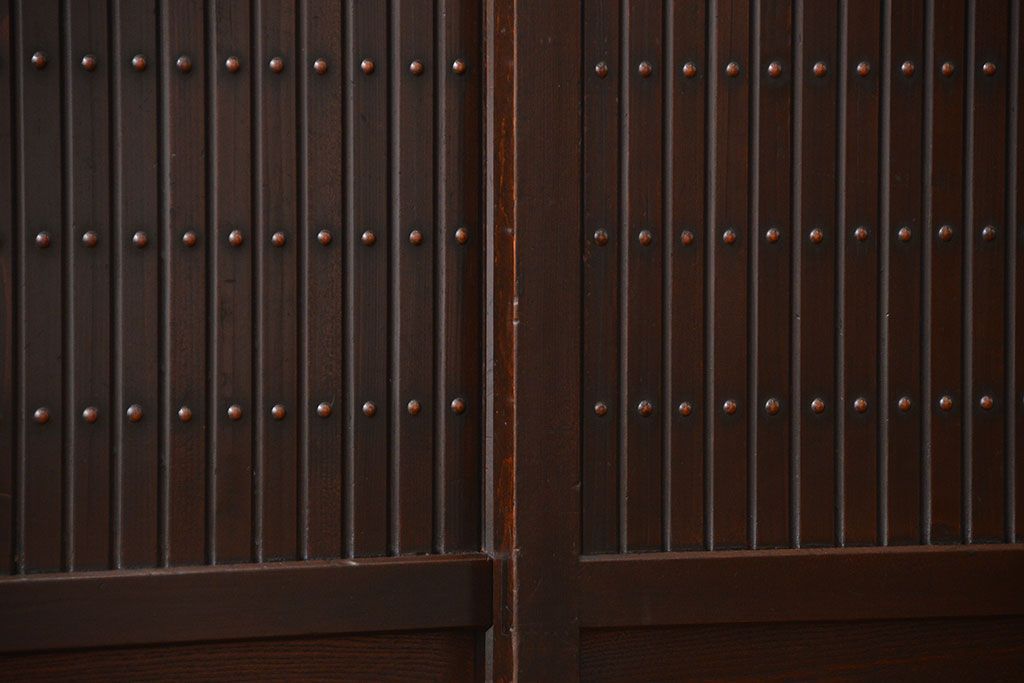 アンティーク家具　モダンな縦桟引き戸水屋箪笥サイドボード(1)