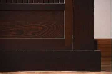 アンティーク家具　モダンな縦桟引き戸水屋箪笥サイドボード(1)