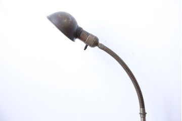 昭和レトロ　古い工場のフロアスタンド