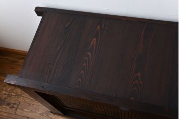 アンティーク家具　モダンな縦桟引き戸水屋箪笥サイドボード(2)