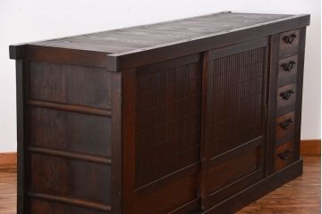 アンティーク家具　モダンな縦桟引き戸水屋箪笥サイドボード(2)