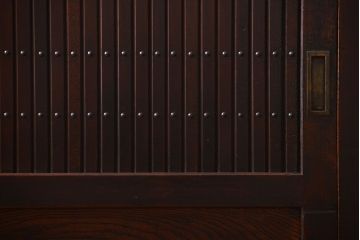 アンティーク家具　モダンな縦桟引き戸水屋箪笥サイドボード(2)