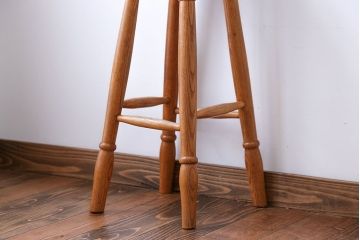 アンティーク家具　イギリスアンティーク　オーク材　ハイスツール(2)