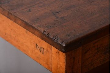 アンティーク家具　イギリスアンティーク　古い学校の作業台(2)