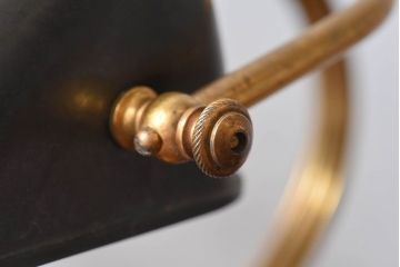 イギリスアンティーク　真鍮製　古いデスクライト