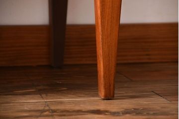 ヴィンテージ家具　北欧ビンテージ　チーク材　サイドボード