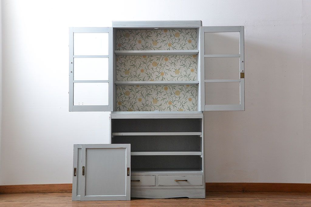 アンティーク家具　アンティークペイント　かわいい食器棚