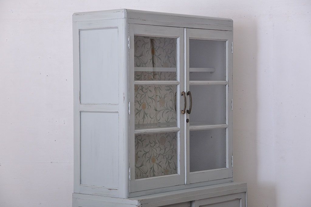 アンティーク家具　アンティークペイント　かわいい食器棚