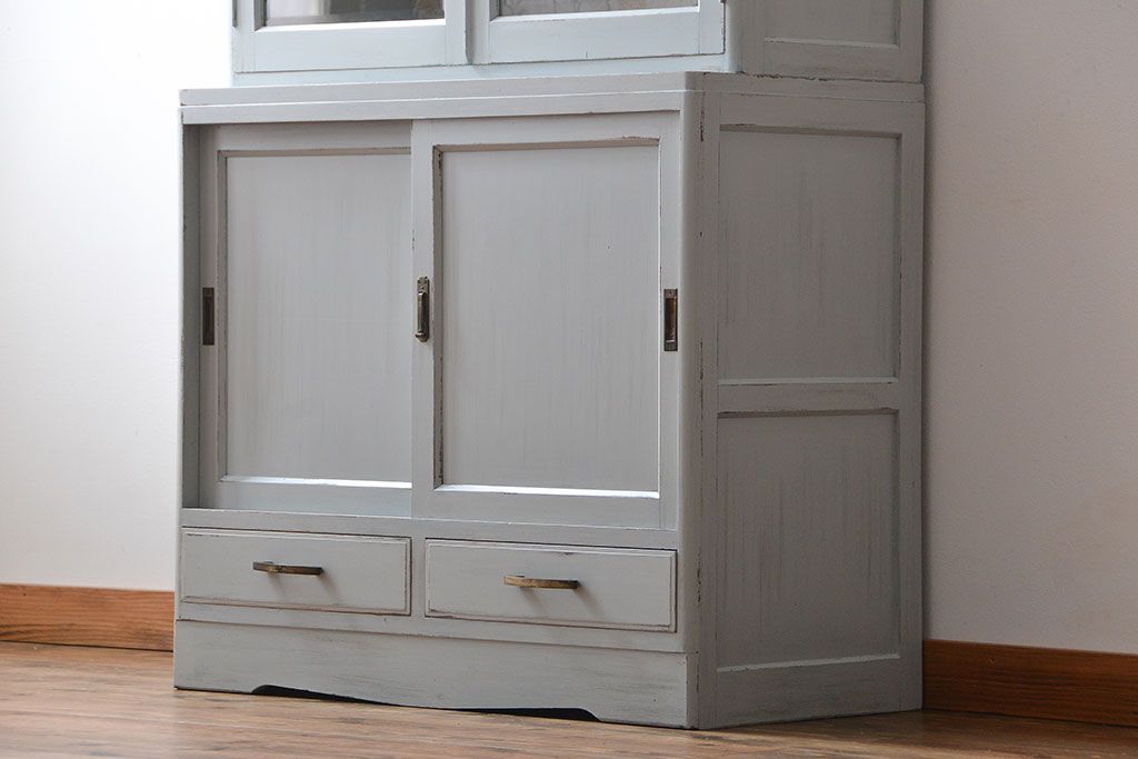 アンティーク家具　アンティークペイント　かわいい食器棚