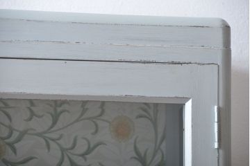 アンティーク家具　アンティークペイント　かわいい食器棚