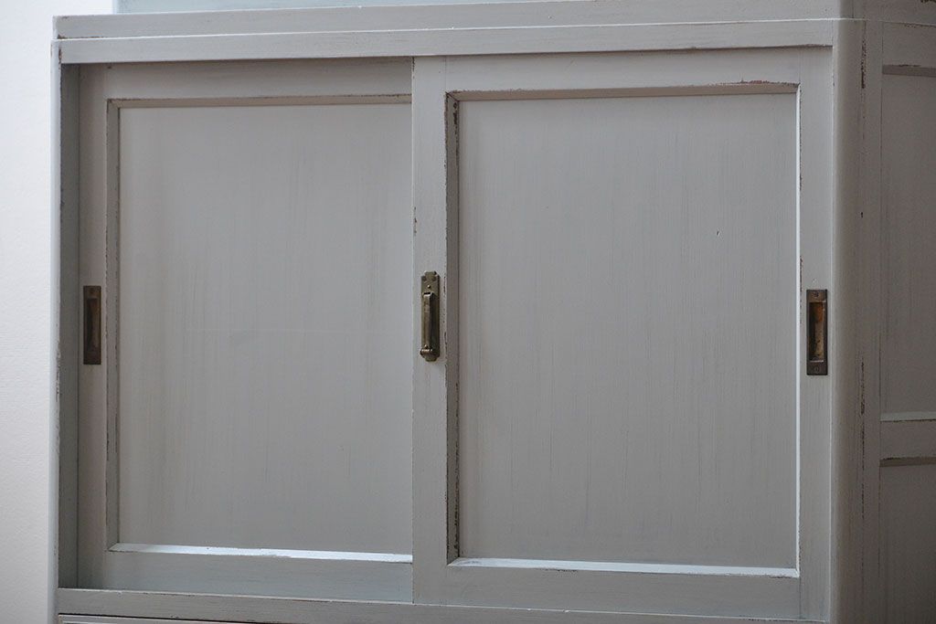 アンティーク家具　アンティークペイント　かわいい食器棚