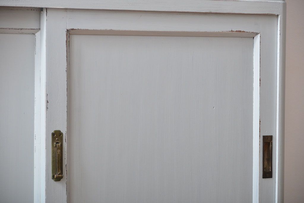 アンティーク家具　アンティークペイント　かわいい食器棚