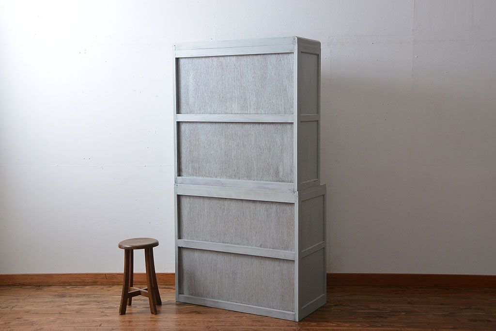 アンティーク家具　アンティークペイント　かわいい食器棚