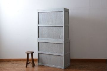 アンティーク家具　アンティークペイント　かわいい食器棚