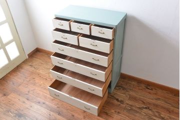 アンティーク家具　アンティークペイント　シャビーなチェスト