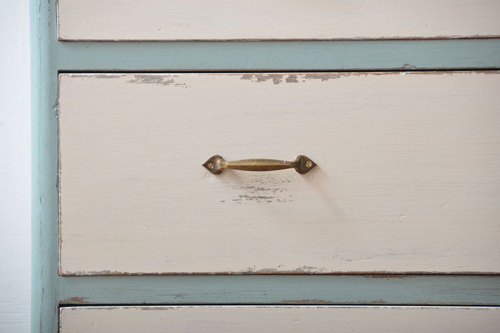 アンティーク家具　アンティークペイント　シャビーなチェスト