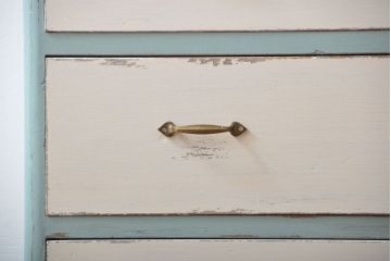 アンティーク家具　アンティークペイント　シャビーなチェスト