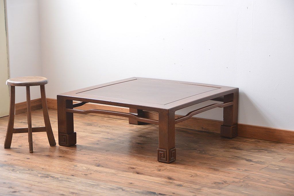 アンティーク家具　古民具・骨董　木目が細かい座卓