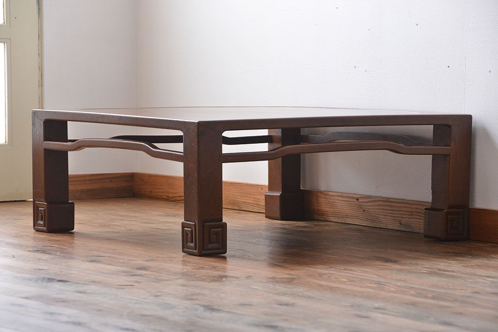 アンティーク家具　古民具・骨董　木目が細かい座卓