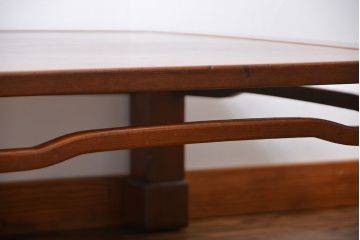 アンティーク家具　古民具・骨董　木目が細かい座卓
