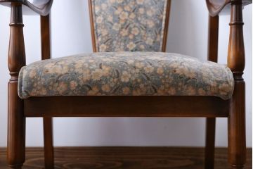 中古　カリモク　アームチェア(2)