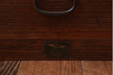 アンティーク家具　古民具・骨董　変わり型総桐箪笥