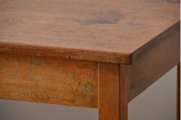 アンティーク家具　イギリスアンティーク　古い学校の作業台(3)