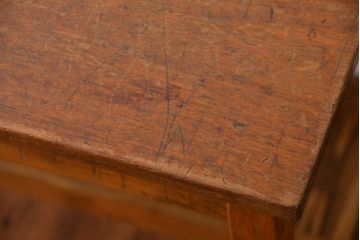 アンティーク家具　イギリスアンティーク　古い学校の作業台(4)