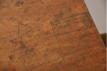 アンティーク家具　イギリスアンティーク　古い学校の作業台(4)