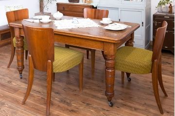 アンティーク家具　【オーク材・キャスター付きダイニングテーブル】イギリスアンティーク　オーク材　キャスター付きダイニングテーブル