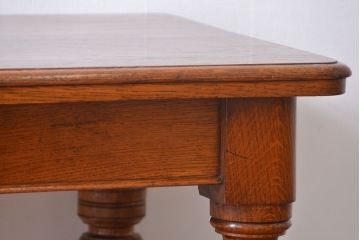 アンティーク家具　【オーク材・キャスター付きダイニングテーブル】イギリスアンティーク　オーク材　キャスター付きダイニングテーブル