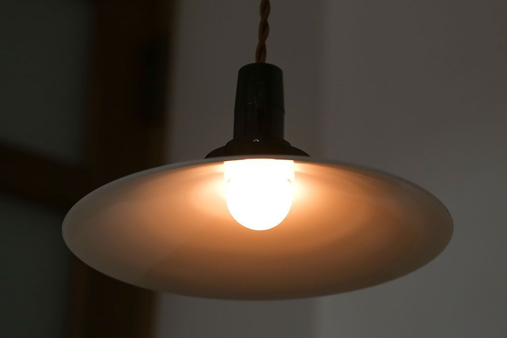 昭和レトロ　平笠天井照明