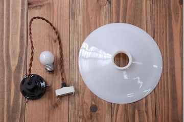 昭和レトロ　平笠天井照明