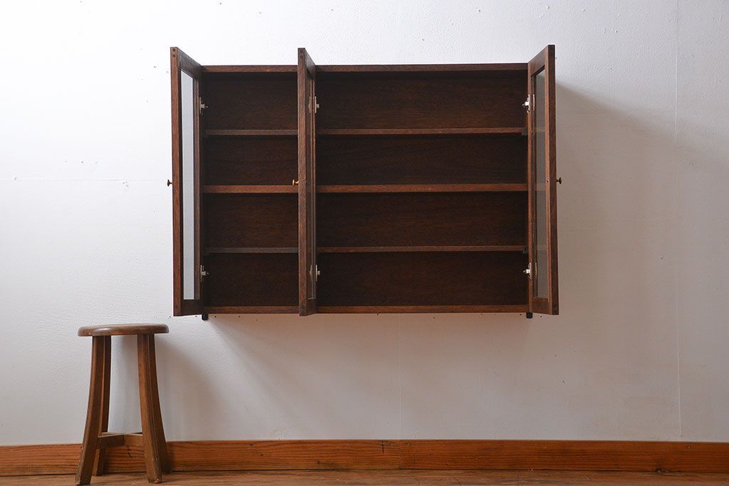 アンティーク家具　アンティーク　お洒落な壁掛けキャビネット