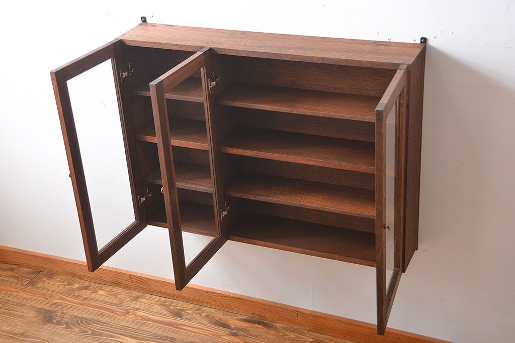 アンティーク家具　アンティーク　お洒落な壁掛けキャビネット