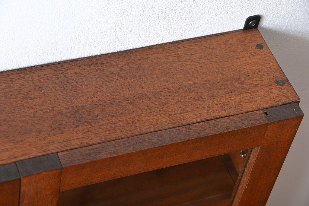 アンティーク家具　黒板付き!お洒落な壁掛けキャビネット