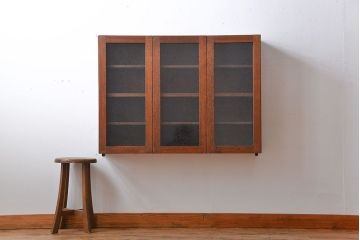 アンティーク家具　気泡ガラス入り!お洒落な壁掛けキャビネット