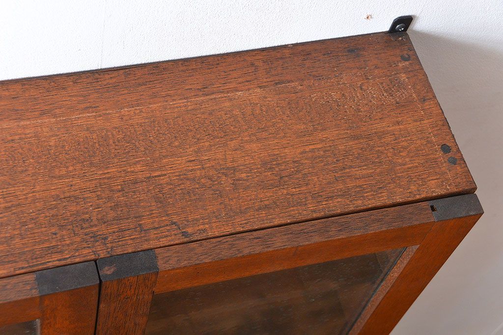 アンティーク家具　気泡ガラス入り!お洒落な壁掛けキャビネット