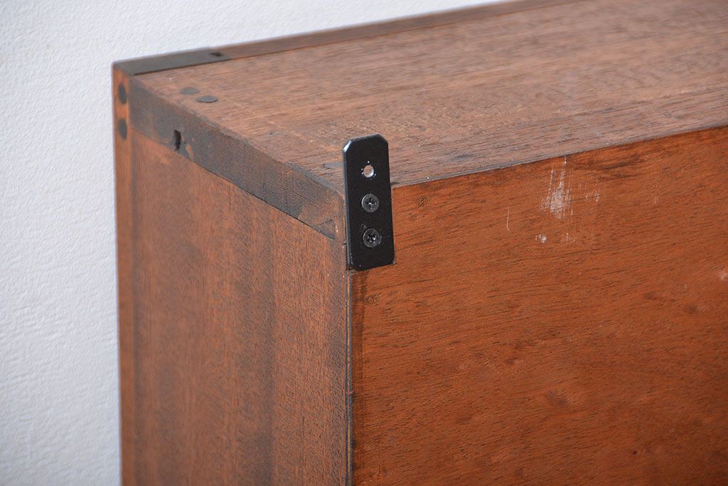 アンティーク家具　気泡ガラス入り!お洒落な壁掛けキャビネット