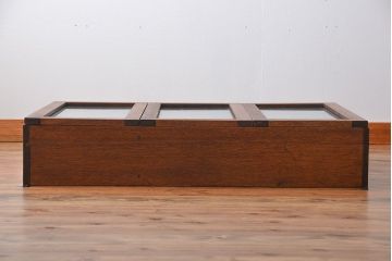 アンティーク家具　気泡ガラス入り!お洒落な壁掛けキャビネット