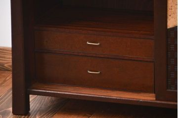 アンティーク家具　古民具・骨董　作り込みの素晴らしい飾り棚