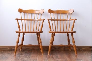 中古　柏木工　ナラ材のダイニングチェア2脚セット(1)