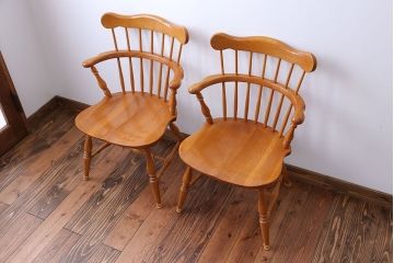 中古　柏木工　ナラ材のダイニングチェア2脚セット(2)
