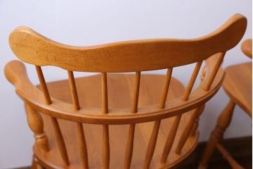 中古　柏木工　ナラ材のダイニングチェア2脚セット(2)