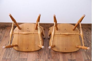 中古　柏木工　ナラ材のダイニングチェア2脚セット(2)