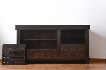 アンティーク家具　古民具・骨董　脚付き!水屋箪笥サイドボード(1)