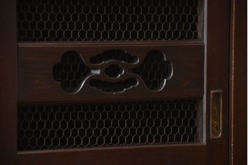 アンティーク家具　古民具・骨董　脚付き!水屋箪笥サイドボード(1)