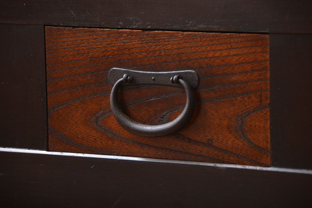 アンティーク家具　古民具・骨董　脚付き!水屋箪笥サイドボード(1)