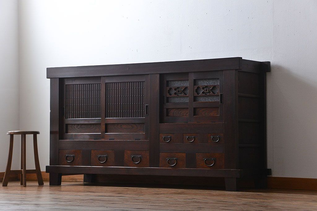 アンティーク家具　古民具・骨董　脚付き水屋箪笥サイドボード(2)